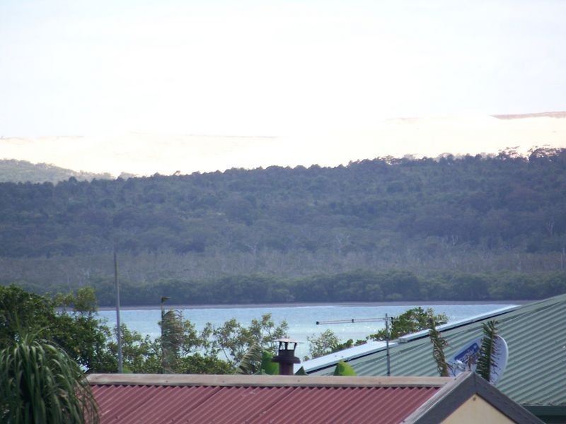 192 Lucas Drive, Lamb Island QLD 4184