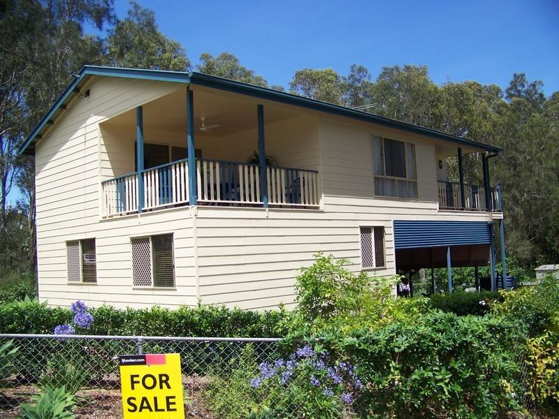 192 Lucas Drive, Lamb Island QLD 4184