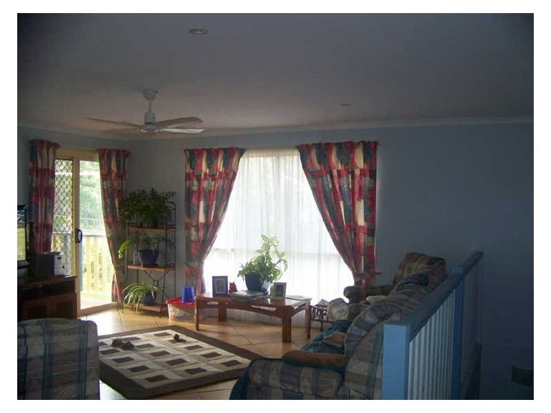 192 Lucas Drive, Lamb Island QLD 4184