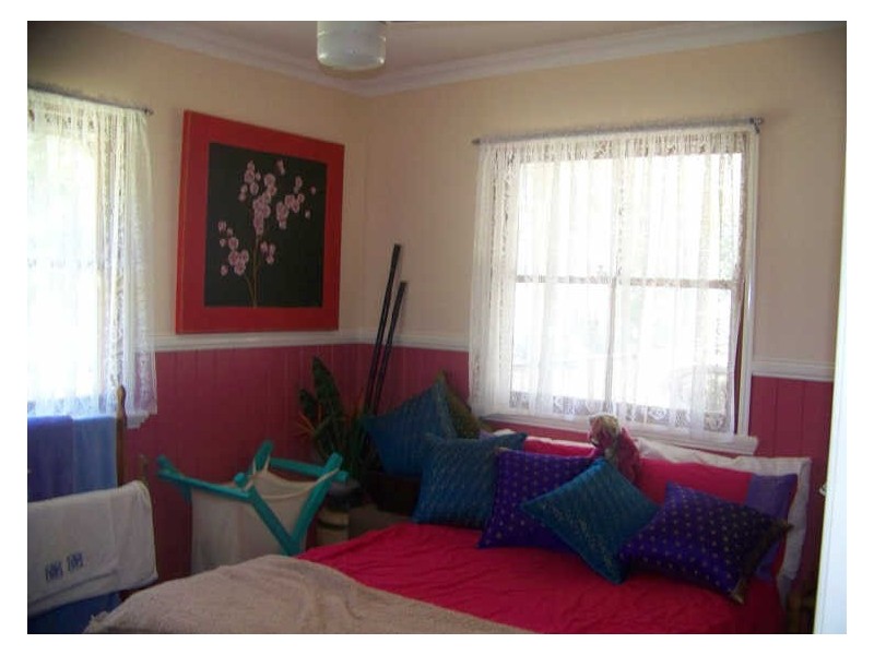 12 Attunga Street, Macleay Island QLD 4184