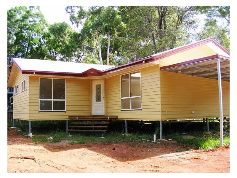 187 High Central Road, Macleay Island QLD 4184