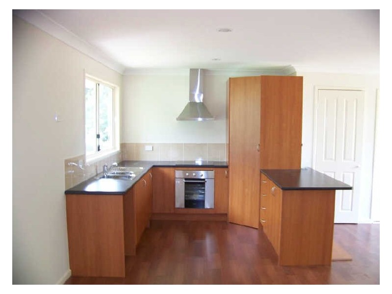 187 High Central Road, Macleay Island QLD 4184