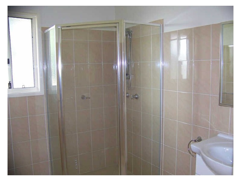 187 High Central Road, Macleay Island QLD 4184