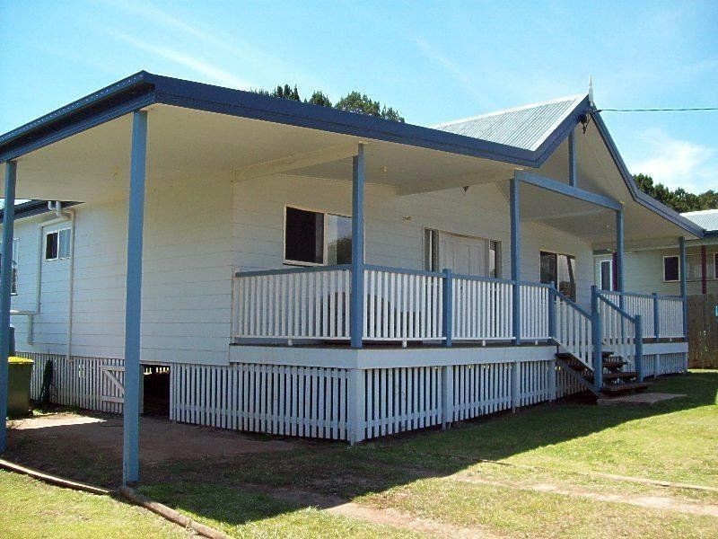 23 Lonicera, Macleay Island QLD 4184