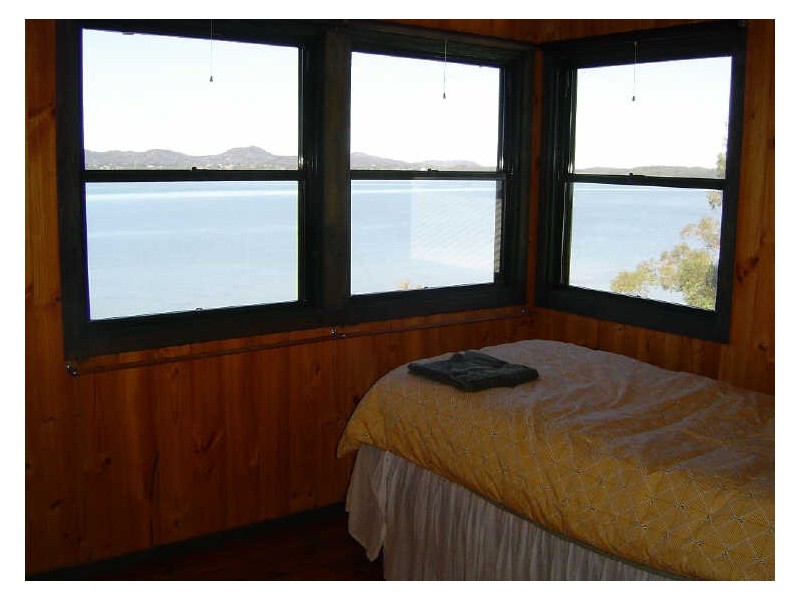 46 Resthaven Drive, Lamb Island QLD 4184