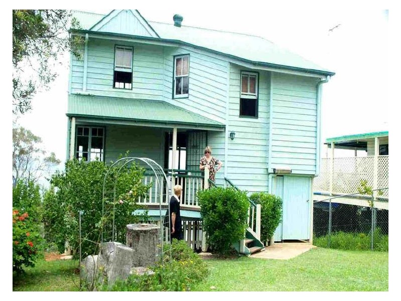 46 Resthaven Drive, Lamb Island QLD 4184