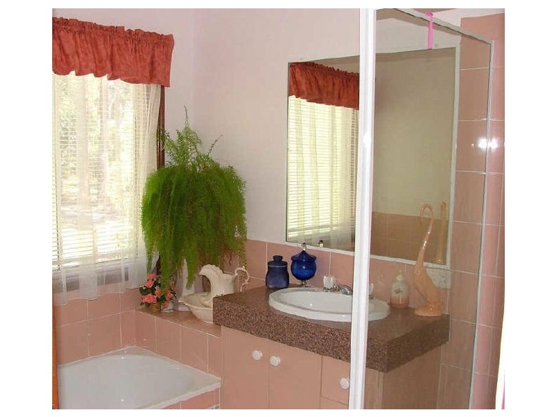 Macleay Island QLD 4184