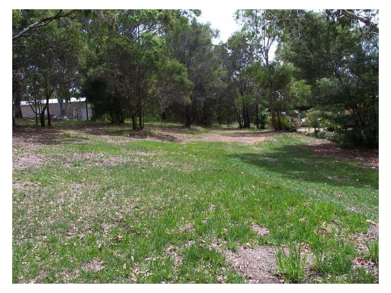 33 Southsea Terrace, Macleay Island QLD 4184