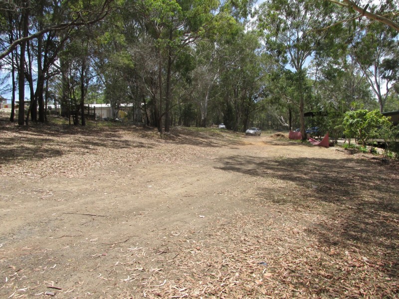 33 Southsea Terrace, Macleay Island QLD 4184