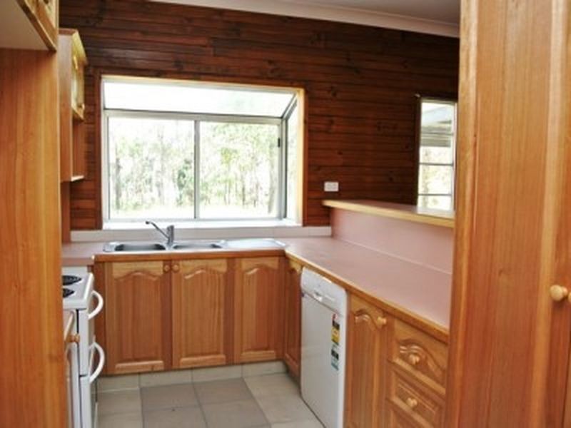 30 Kevin Street, Macleay Island QLD 4184