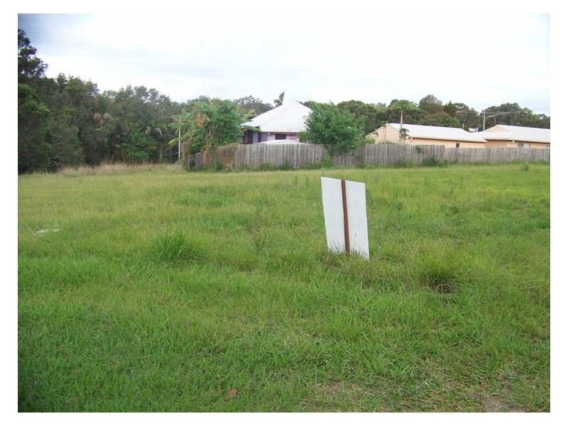5 Almond Court, Lamb Island QLD 4184