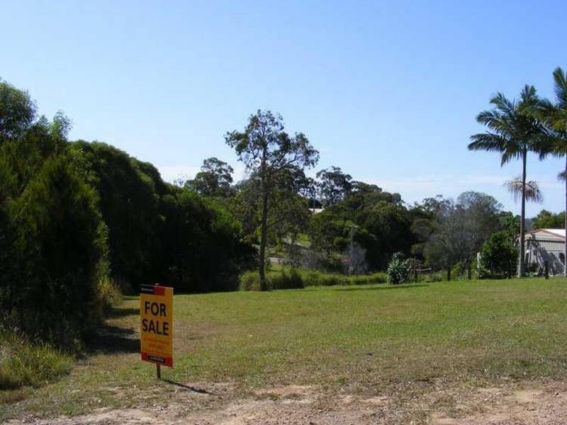 33 Florence Street, Macleay Island QLD 4184