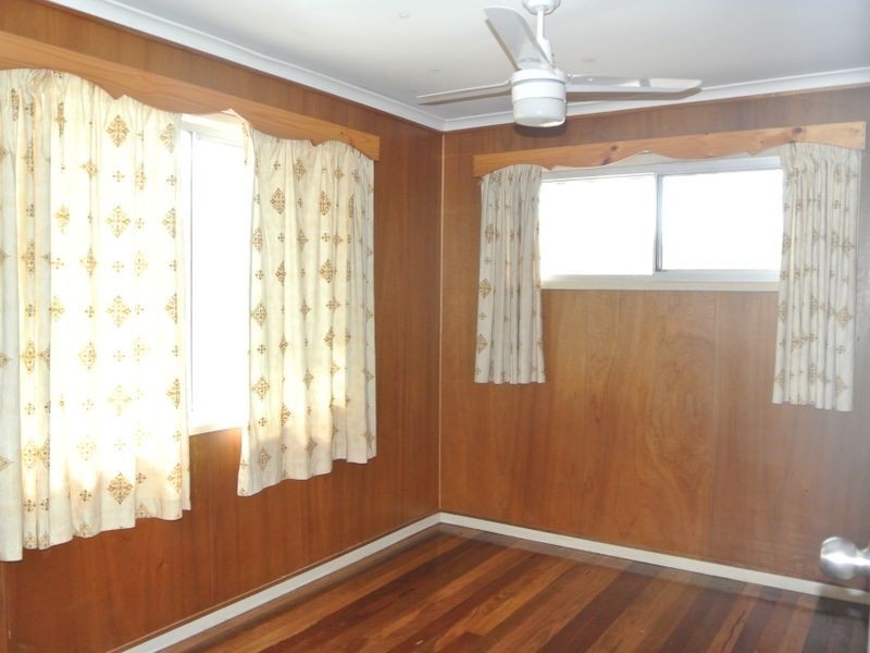 26 Southsea Tce, Macleay Island QLD 4184