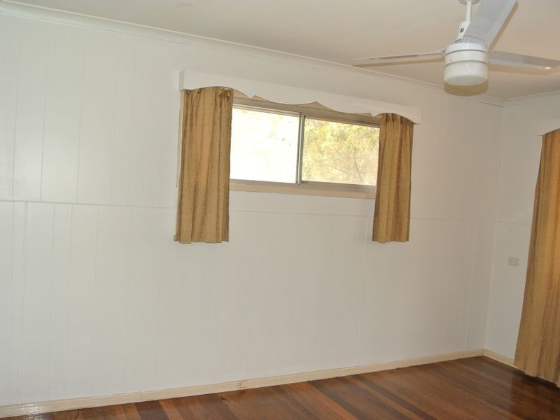 26 Southsea Tce, Macleay Island QLD 4184