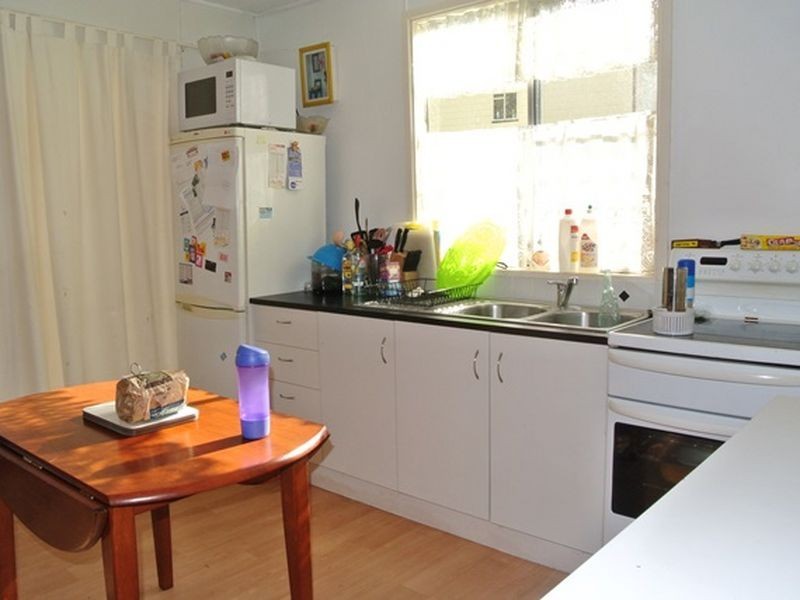 29 Charles Tce, Macleay Island QLD 4184