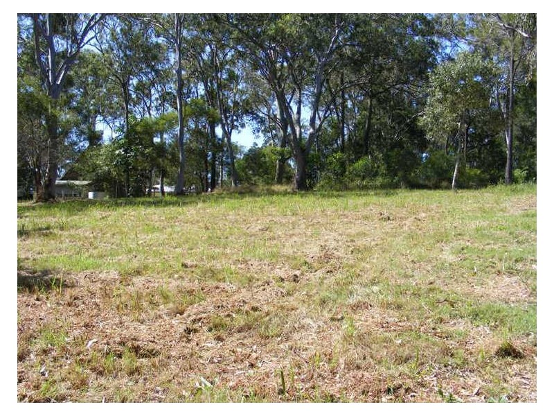 4-6 Cliff Terrace, Macleay Island QLD 4184