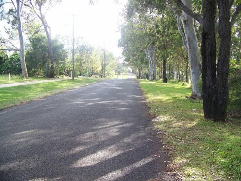 19 Lucas Drive, Lamb Island QLD 4184