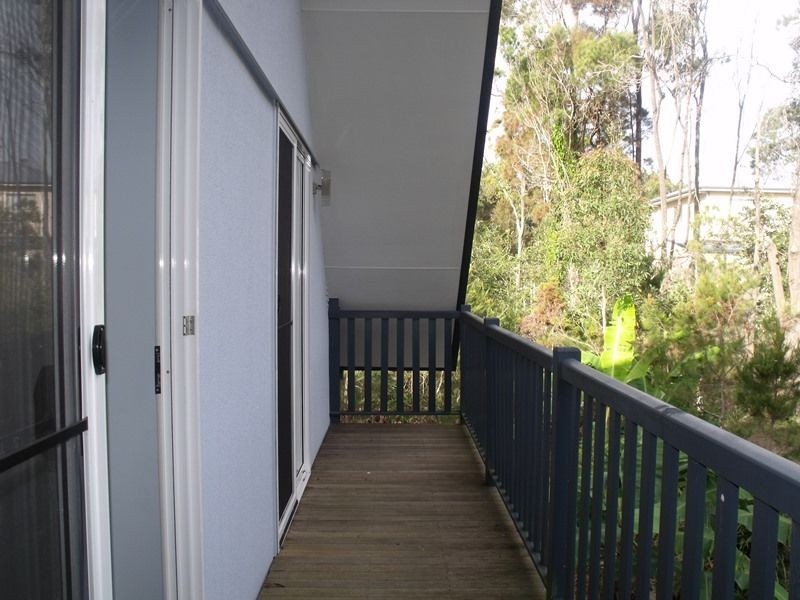 10 Oomol, Macleay Island QLD 4184