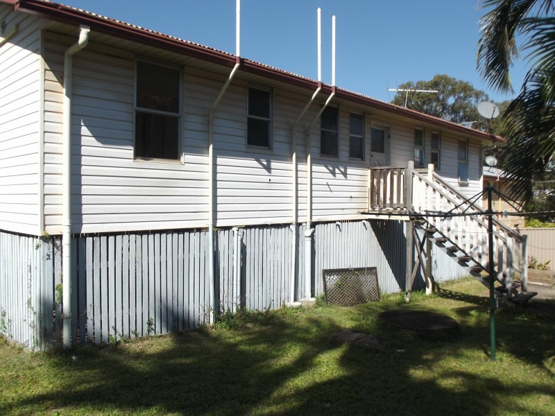 5 Coorong St, Macleay Island QLD 4184