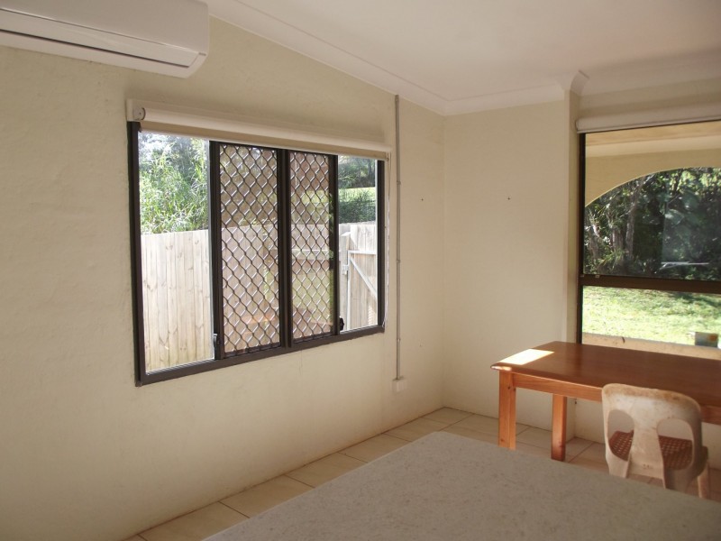 174 Lucas Drive, Lamb Island QLD 4184