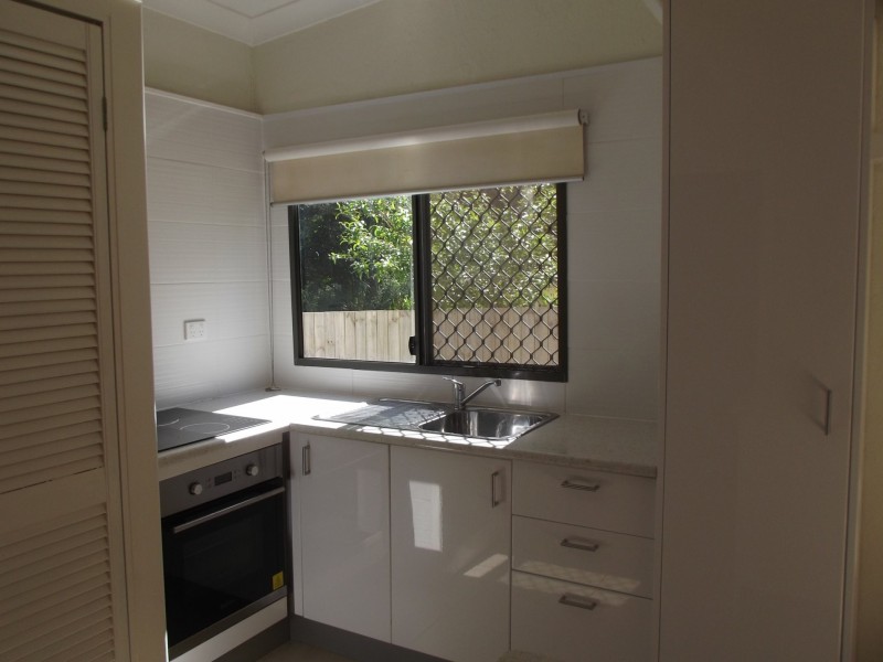 174 Lucas Drive, Lamb Island QLD 4184