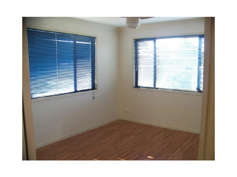 21 Oomool St, Macleay Island QLD 4184