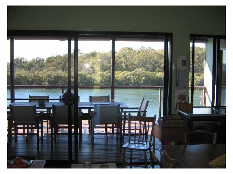 8 Alawa Street, Macleay Island QLD 4184