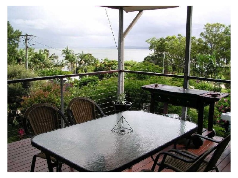 74 Perulpa dve, Lamb Island QLD 4184
