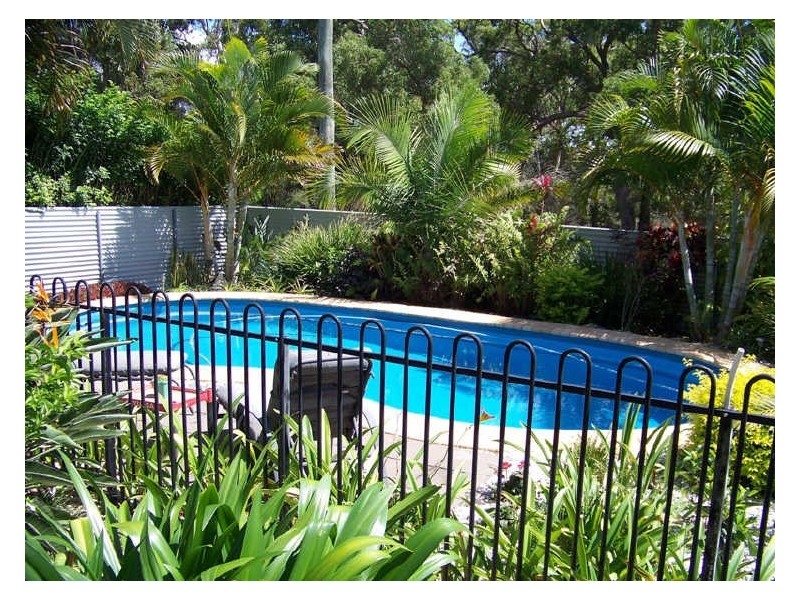 74 Perulpa dve, Lamb Island QLD 4184