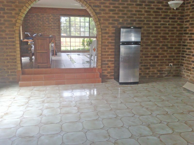 9 Pacific Street, Lamb Island QLD 4184