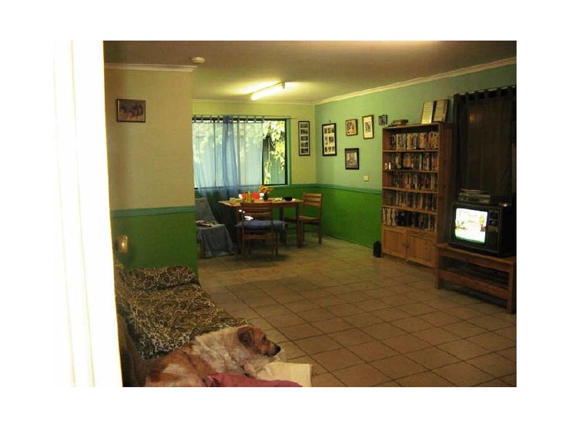 11 Robin, Macleay Island QLD 4184