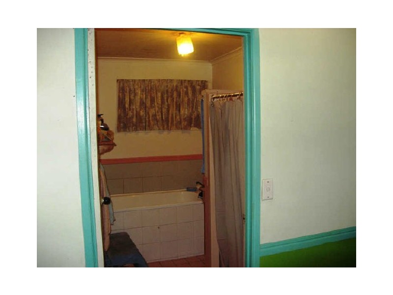 11 Robin, Macleay Island QLD 4184