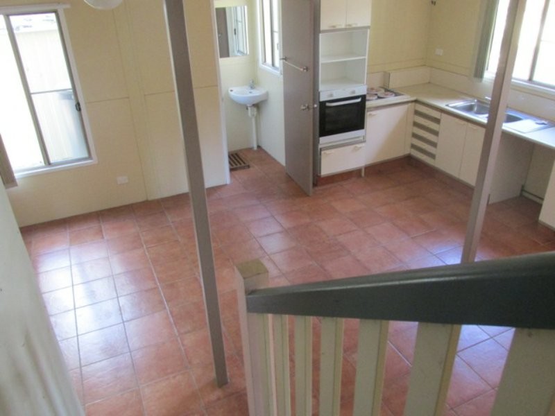 32 Alexander Street, Macleay Island QLD 4184