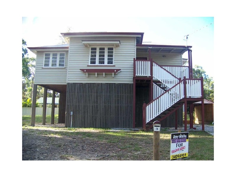 9 Kalara St, Macleay Island QLD 4184