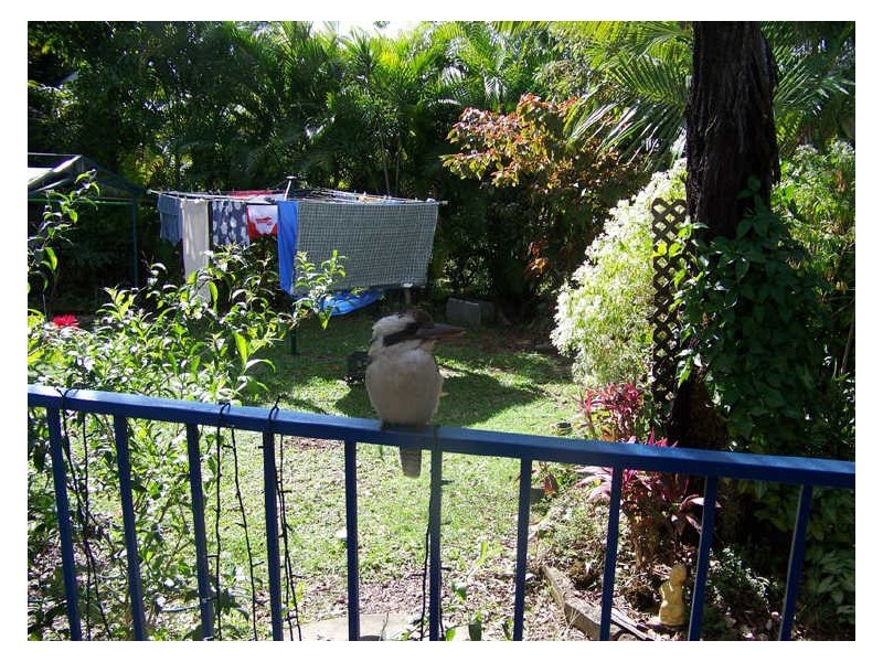 10 Peace St, Lamb Island QLD 4184