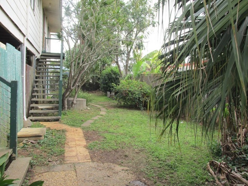68 Scotts Road, Macleay Island QLD 4184