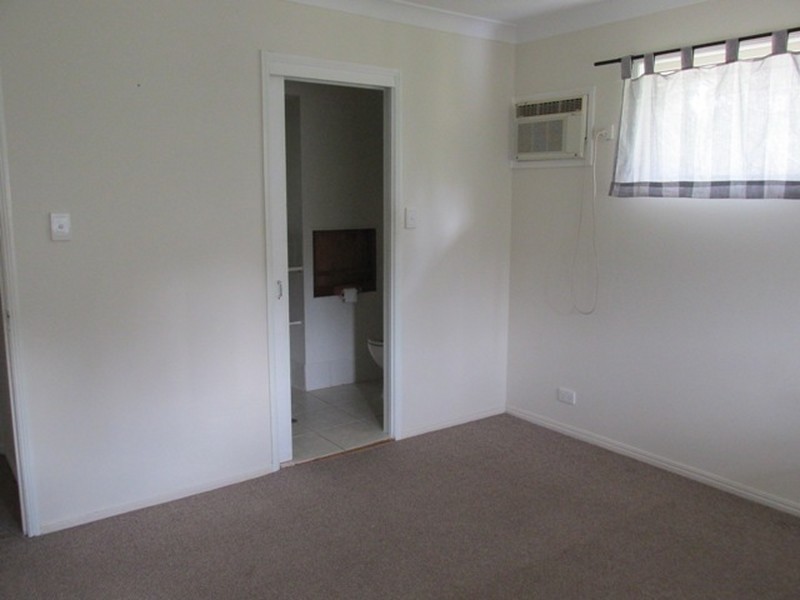 10 Scotts Road, Macleay Island QLD 4184
