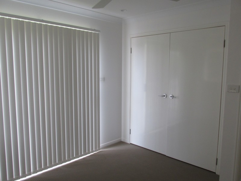 38 Crest Haven, Lamb Island QLD 4184