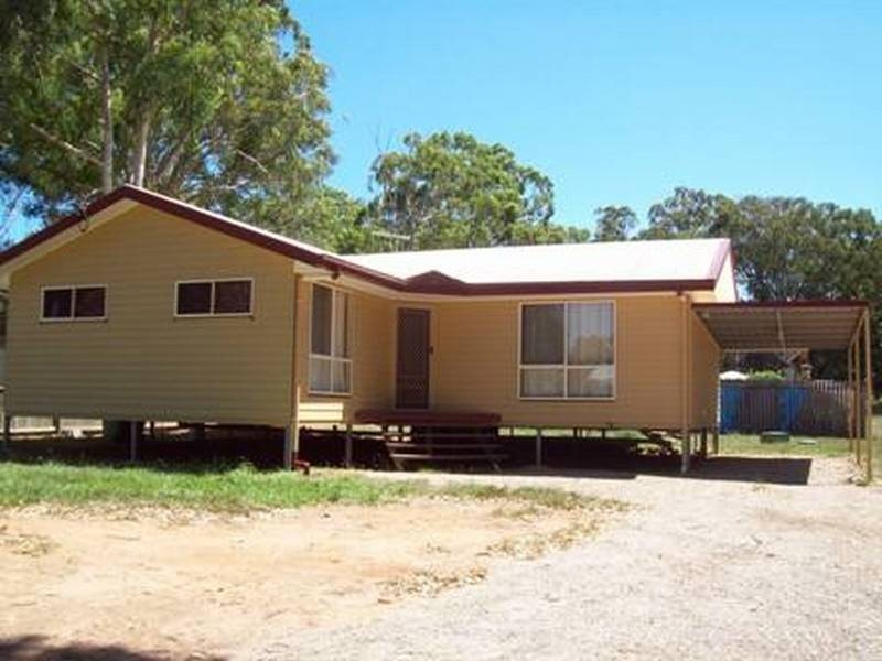 187 High Central Road, Macleay Island QLD 4184