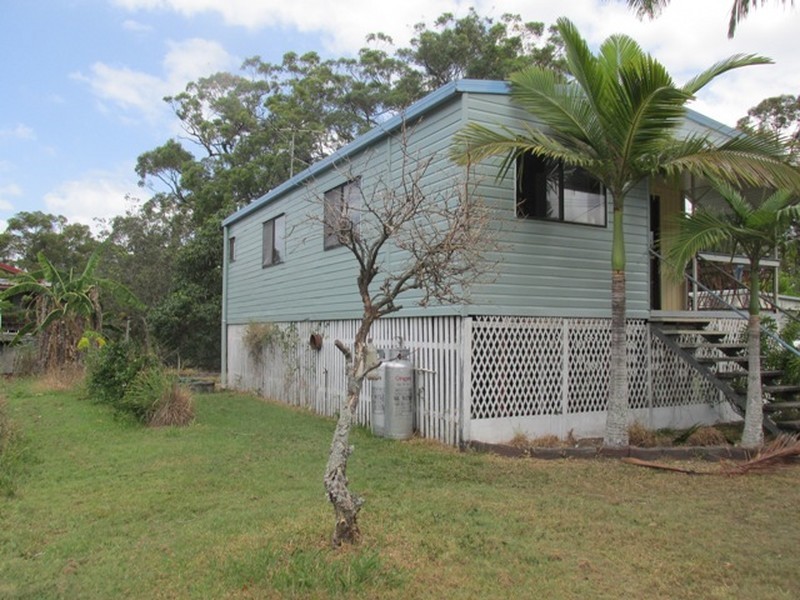 24 Udara Drive, Macleay Island QLD 4184