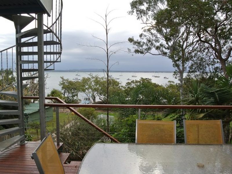 31 Coondooroopa, Macleay Island QLD 4184