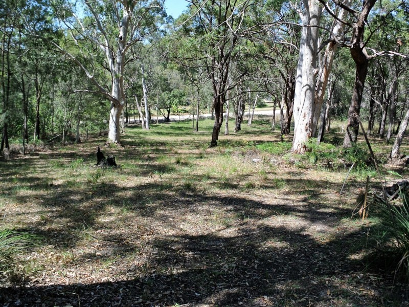 11 Noondoo Street, Macleay Island QLD 4184