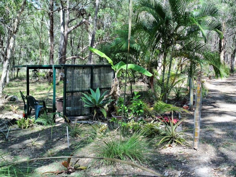 11 Noondoo Street, Macleay Island QLD 4184