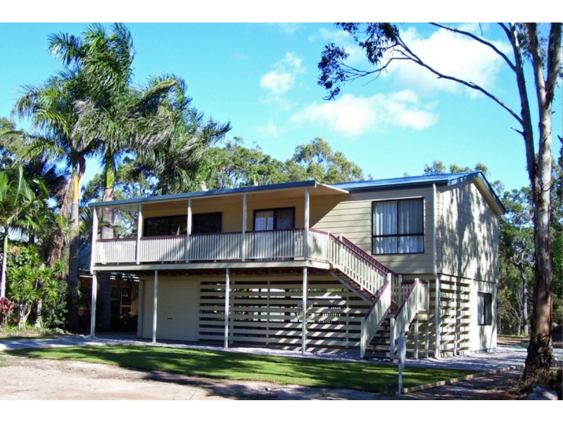 13 Alkira Street, Macleay Island QLD 4184