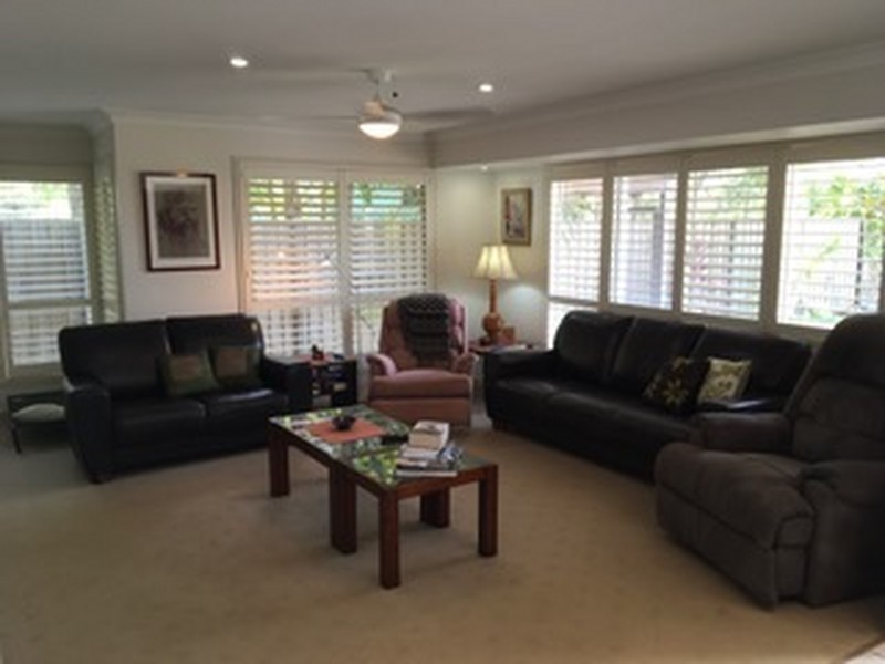 18 The Esplanade, Karragarra Island QLD 4184