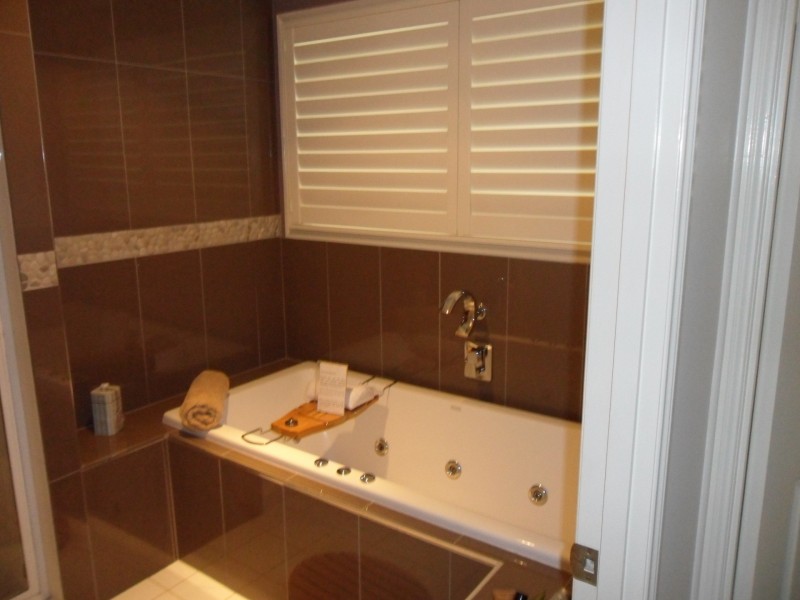 18 The Esplanade, Karragarra Island QLD 4184
