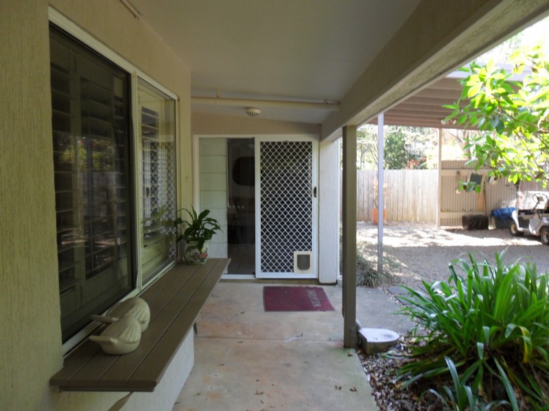 18 The Esplanade, Karragarra Island QLD 4184