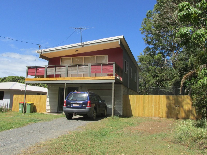 2 Citron Street, Macleay Island QLD 4184