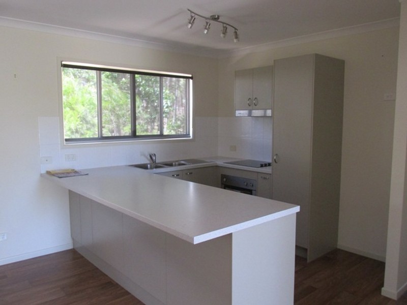 92 Kate Street, Macleay Island QLD 4184