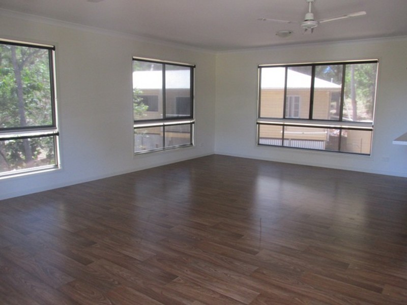 92 Kate Street, Macleay Island QLD 4184